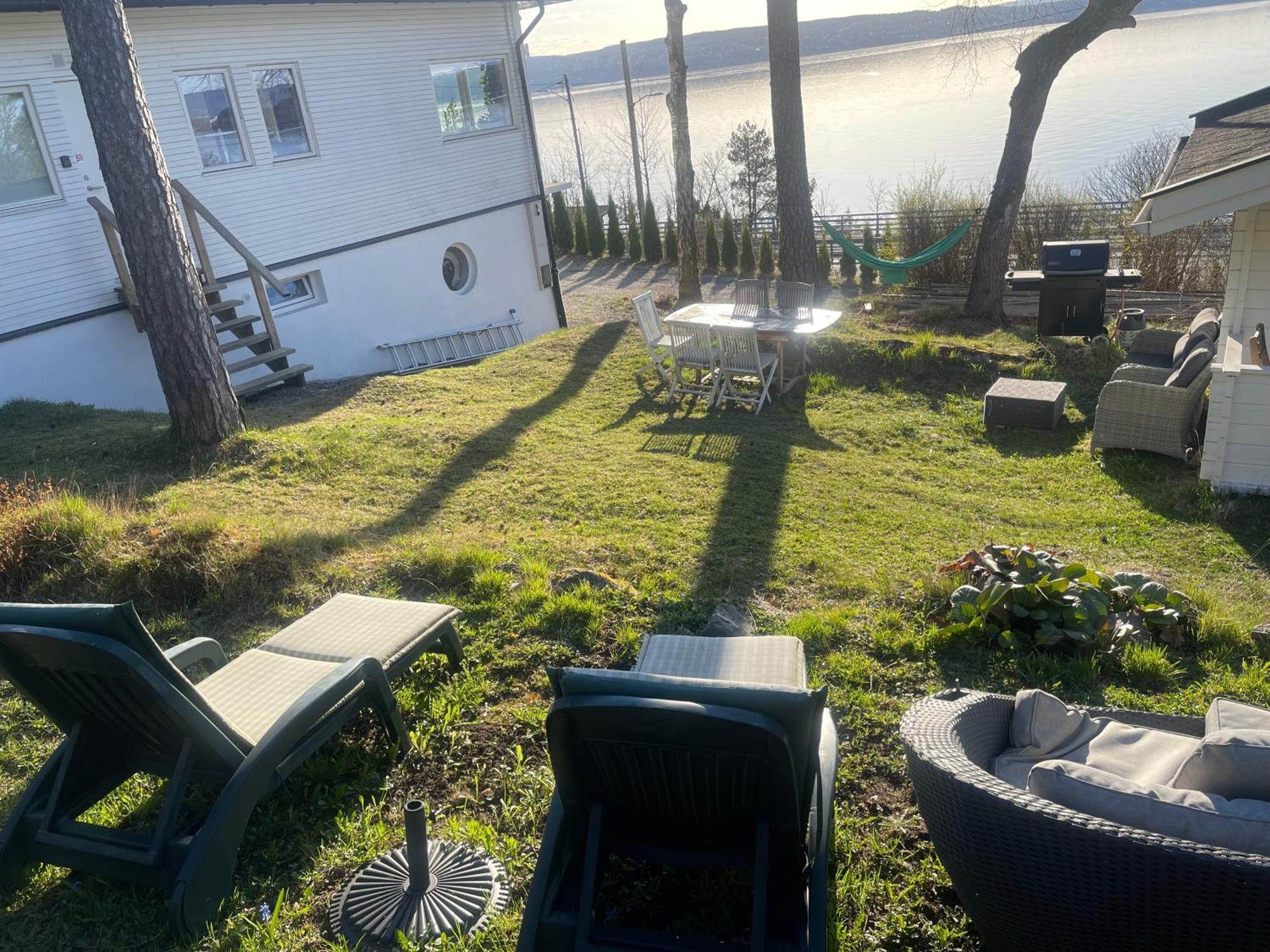 Seaside Retreat: Nordstrand Apartment with Garden and Cabin Oslo Exterior photo